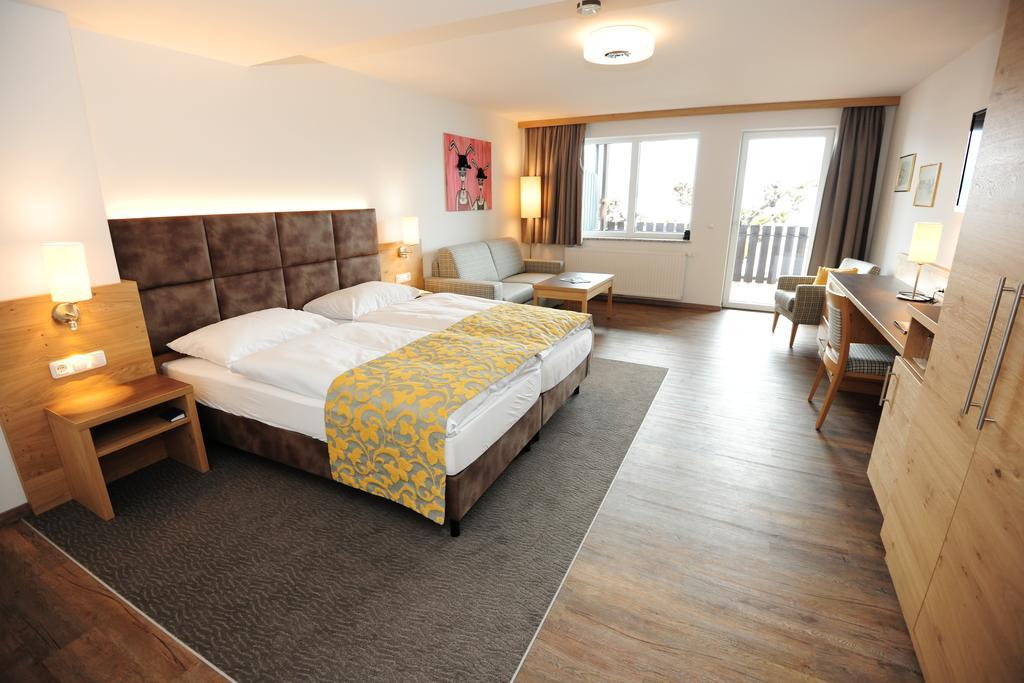 Seegasthof Hois'N Wirt - Hotel Mit Wellnessbereich Gmunden Habitación foto