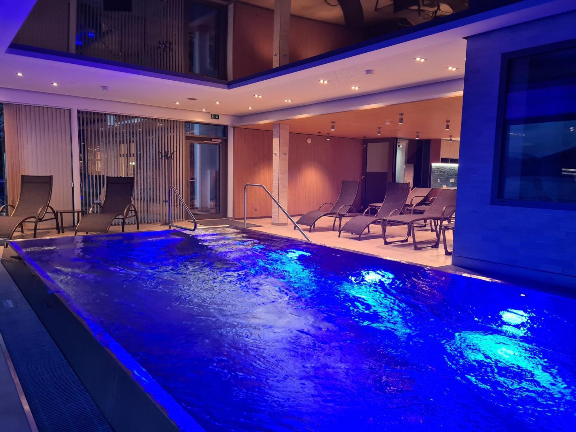 Seegasthof Hois'N Wirt - Hotel Mit Wellnessbereich Gmunden Exterior foto